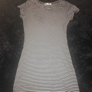 Striped fitted dress